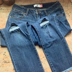Cabi Jeans - size 6 - cropped high low straight